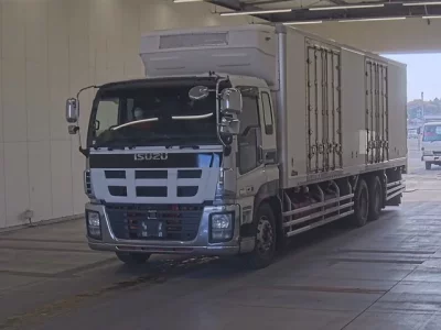 Isuzu GIGA