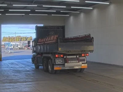 Isuzu GIGA  с аукциона в Японии