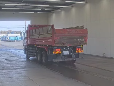 Isuzu GIGA  с аукциона в Японии