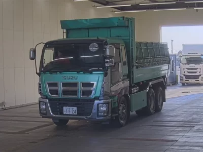 Isuzu GIGA  с аукциона в Японии