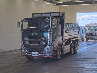 Isuzu GIGA  с аукциона в Японии