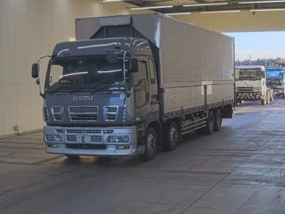 Isuzu GIGA