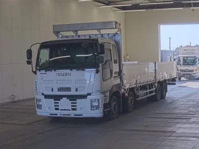 Isuzu GIGA  с аукциона в Японии