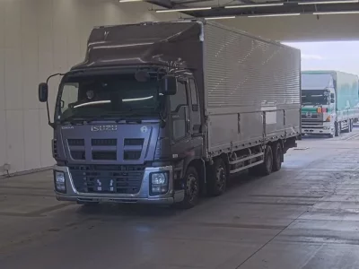 Isuzu GIGA