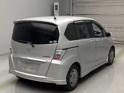 Honda FREED  с аукциона в Японии