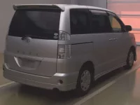 Toyota VOXY лот № 78007 оценка RA  с аукциона в Японии 1