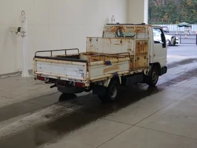 Isuzu ELF  с аукциона в Японии