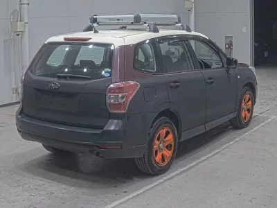 Subaru FORESTER  с аукциона в Японии