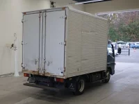 Mitsubishi CANTER лот № 12 оценка 3  с аукциона в Японии 1