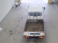 Isuzu ELF лот № 11 оценка 3.5  с аукциона в Японии 2