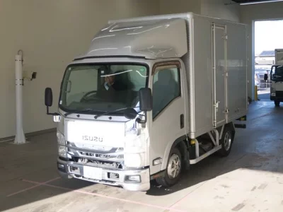 Isuzu ELF