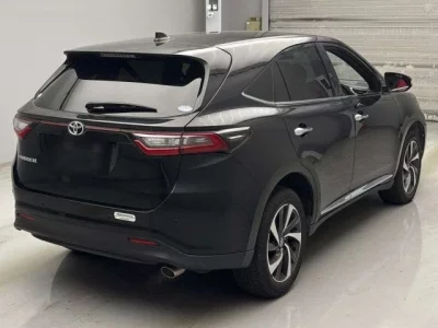 Toyota HARRIER  с аукциона в Японии