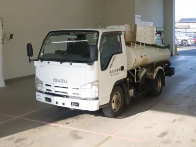 Isuzu ELF  с аукциона в Японии