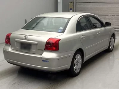 Toyota AVENSIS SEDAN