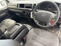 Toyota HIACE лот № 20035 оценка RA  с аукциона в Японии 3