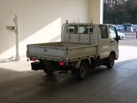 Toyota TOYOACE лот № 39 оценка 2  с аукциона в Японии 1