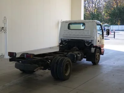 Isuzu ELF  с аукциона в Японии