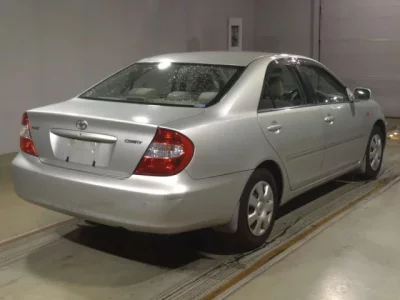 Toyota CAMRY  с аукциона в Японии