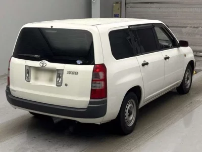 Toyota SUCCEED
