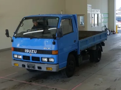 Isuzu ELF