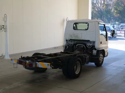 Isuzu ELF  с аукциона в Японии