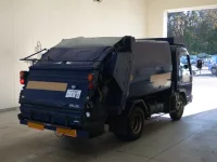 Mitsubishi CANTER лот № 1049 оценка 3  с аукциона в Японии 1