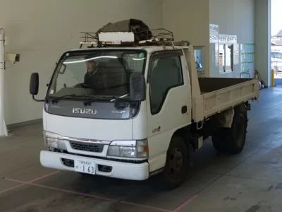 Isuzu ELF