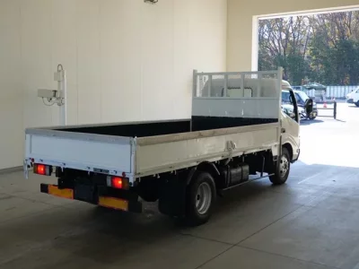 Hino DUTRO  с аукциона в Японии