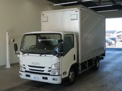 Isuzu ELF