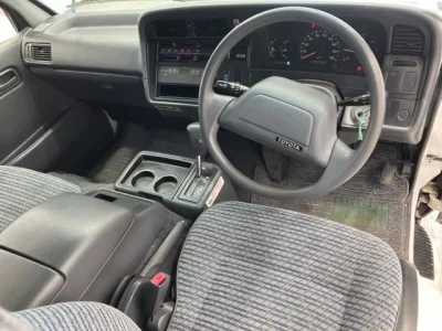 Toyota HIACE VAN  с аукциона в Японии