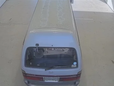 Toyota HIACE  с аукциона в Японии