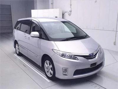 Toyota ESTIMA HYBRID