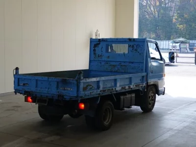 Isuzu ELF  с аукциона в Японии