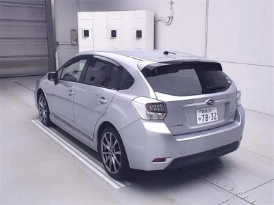 Subaru IMPREZA  с аукциона в Японии