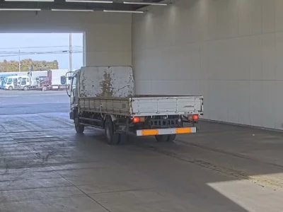Isuzu FORWARD  с аукциона в Японии