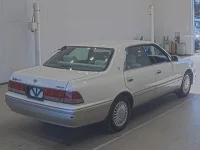 Toyota CROWN лот № 20109 оценка 3.5  с аукциона в Японии 1