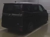 Toyota VOXY лот № 72058 оценка 3.5  с аукциона в Японии 1