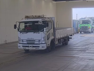 Isuzu FORWARD