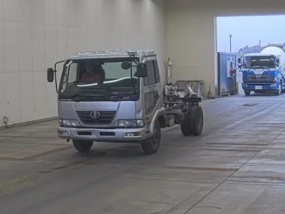 Nissan CONDOR  с аукциона в Японии