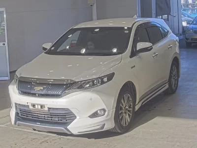 Toyota HARRIER  с аукциона в Японии