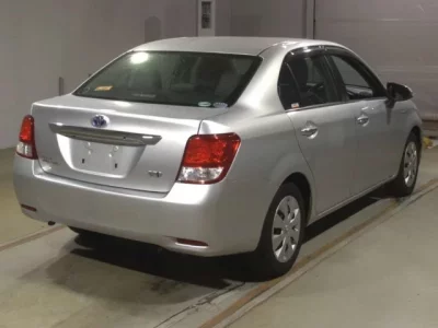 Toyota COROLLA AXIO  с аукциона в Японии