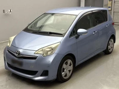 Toyota RACTIS  с аукциона в Японии