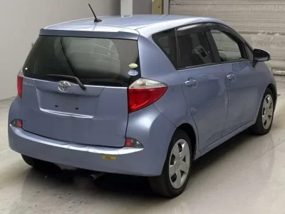 Toyota RACTIS  с аукциона в Японии