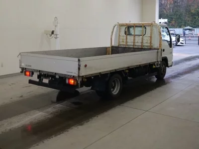 Isuzu ELF  с аукциона в Японии