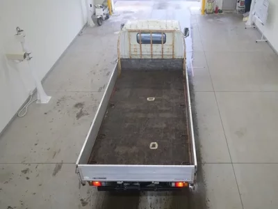 Isuzu ELF  с аукциона в Японии