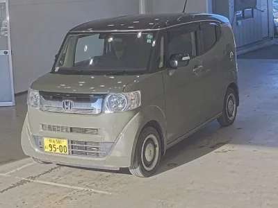 Honda N BOX SLASH