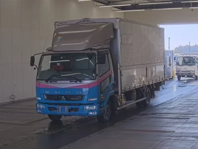 Mitsubishi FUSO FIGHTER