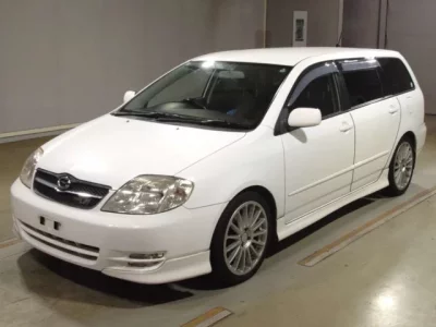 Toyota COROLLA FIELDER  с аукциона в Японии