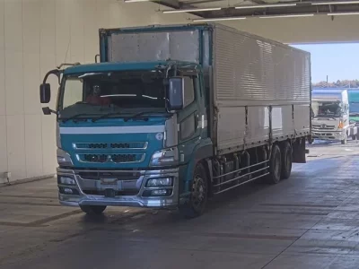 Mitsubishi SUPER GREAT  с аукциона в Японии