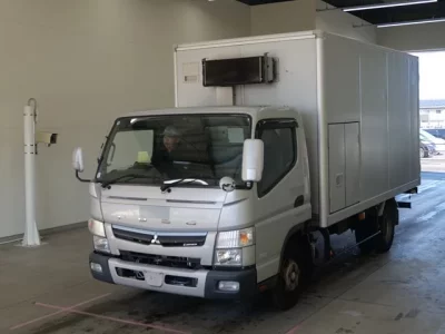 Mitsubishi CANTER  с аукциона в Японии
